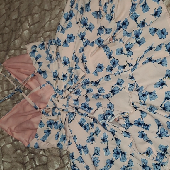 Romper - Picture 5 of 5